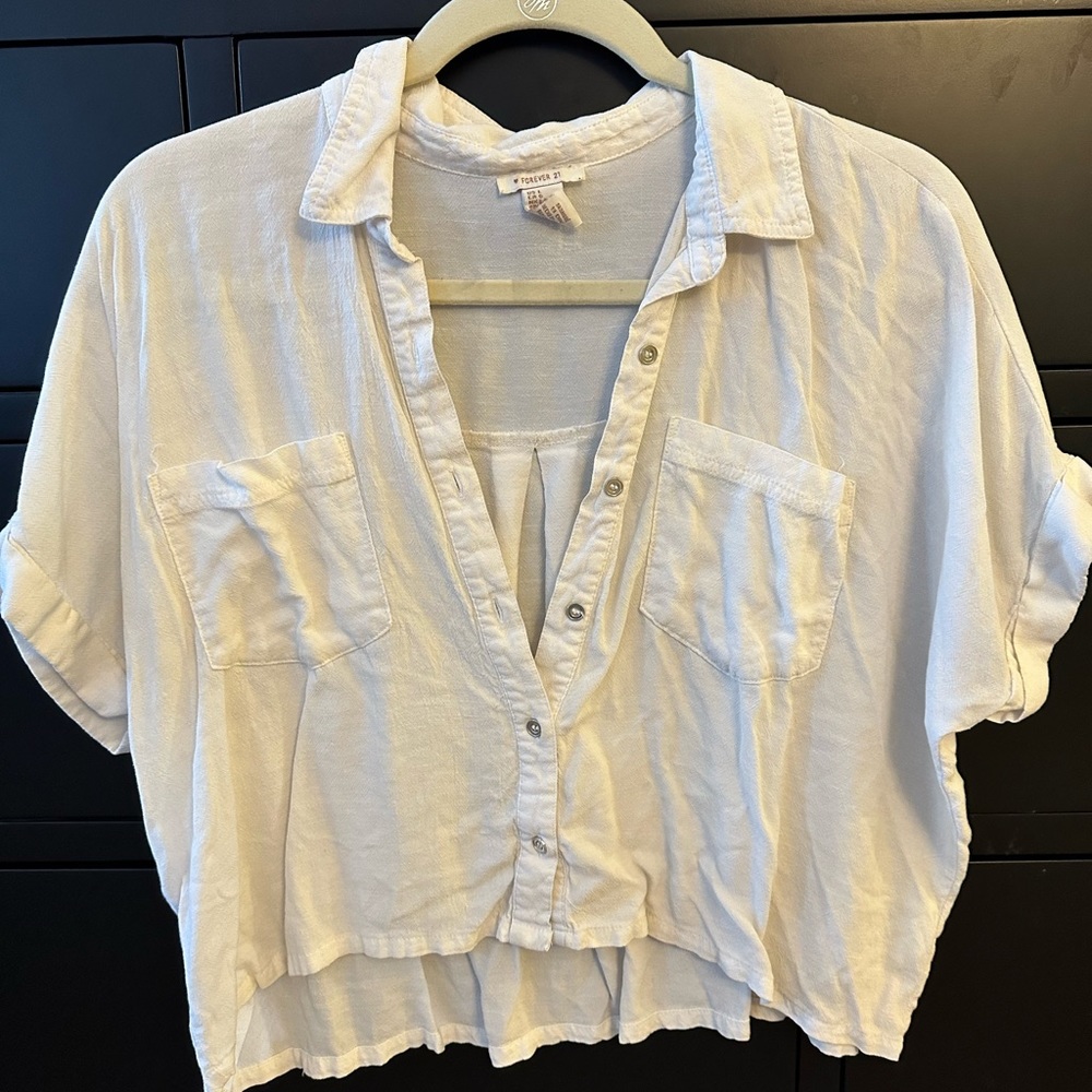 Off white Forever 21 button down cropped tee